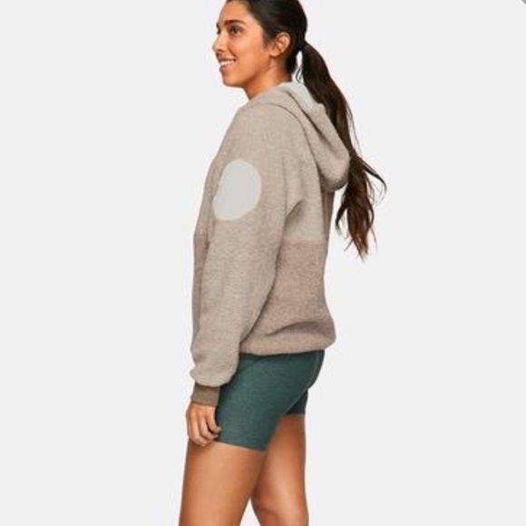 SOLD—Outdoor Voices Megafleece Hooded Jacket Sweatshirt XS EUC - Picture 7 of 15